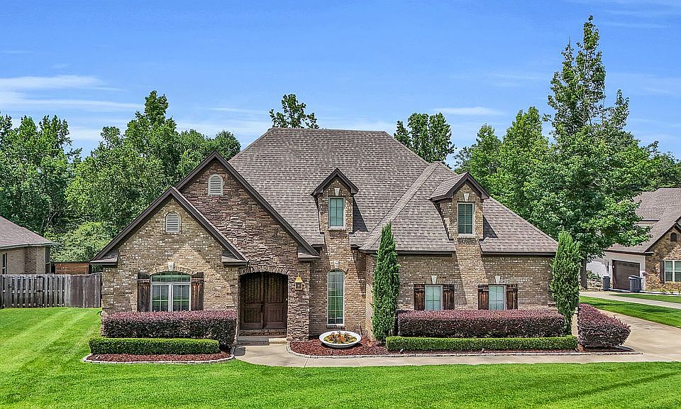 1st image of 265 Spruce Knoll Ln