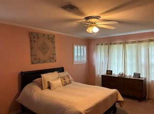 6303 Murietta Ave, Van Nuys, CA 91401