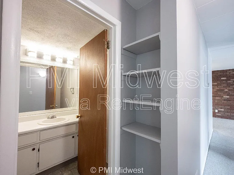 330 Progress Rd #B9 — Photo 22