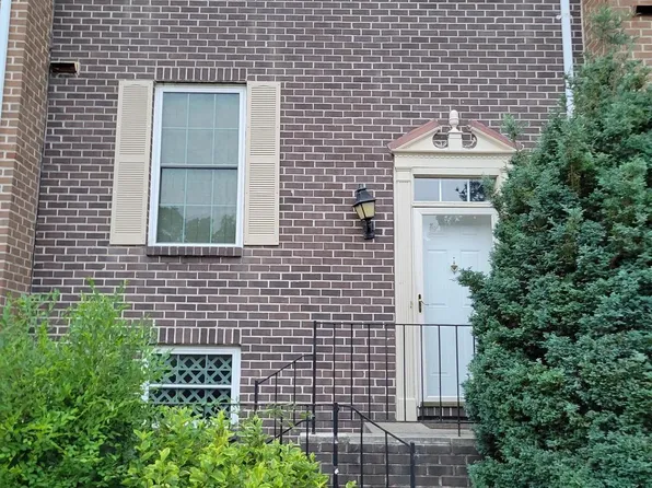 2505 Ebony Rd, Baltimore, MD 21234