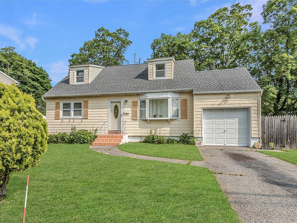 1st image of 18 Hilliard Avenue