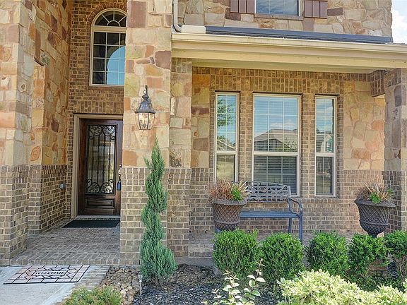 2nd image of 20727 Kingsford Trail Ln