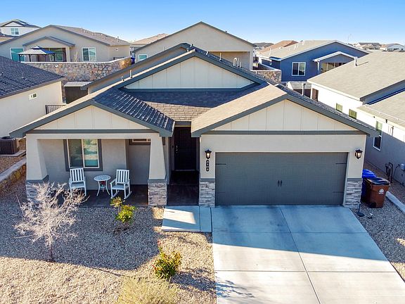 3rd image of 4102 Pacific Loop