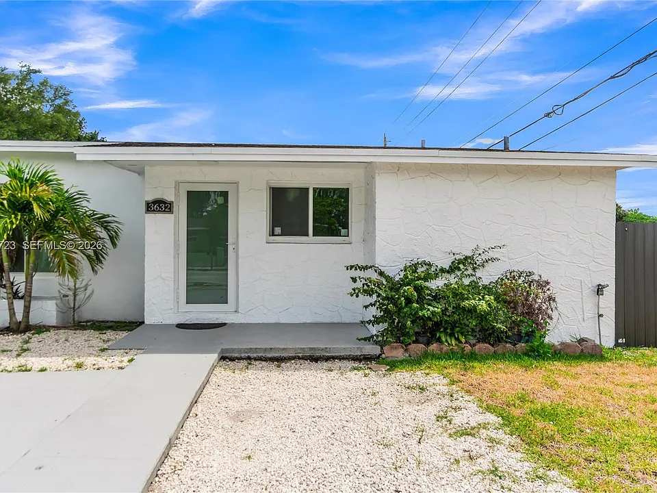 3632 NW 194th Ter #3632