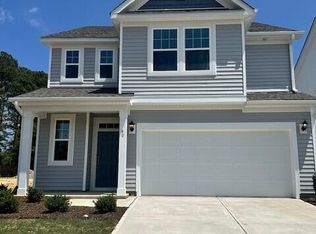 40 Blackthorn Ln, Angier, NC 27501