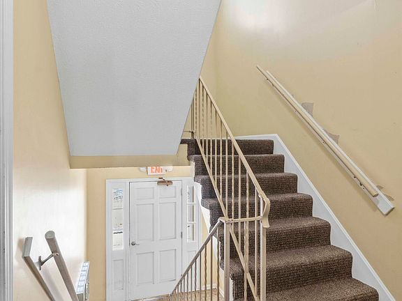 4th image of 1801 Janlyn Rd APT 11