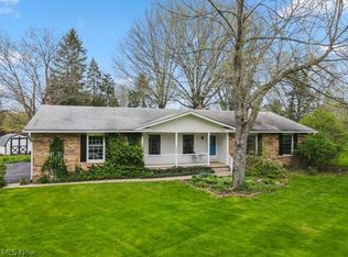 7566 Wake Robin Dr, Hudson, OH