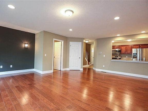 4th image of 6263 Watercress Dr