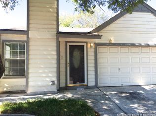 6233 Valley Castle, San Antonio, TX 78250