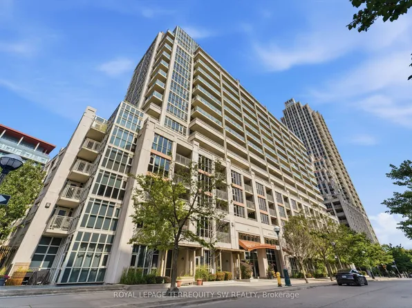 35 Bastion St #513, Toronto, ON M5V 0C2