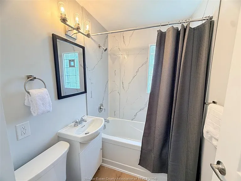 1651 Aubin Rd — Photo 4