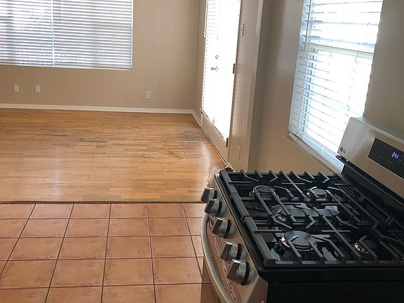 5th image of 1844 San Nicholas St