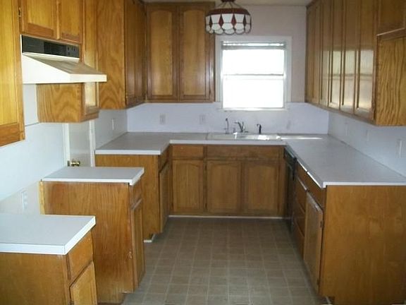 4th image of 3016 Bonnie Brae Ave