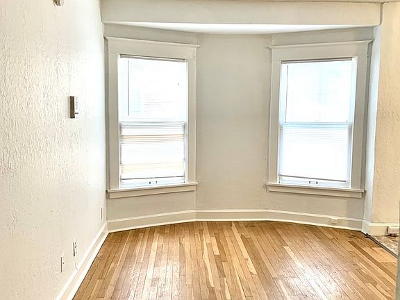 3rd image of 3433 Central St Unit 203