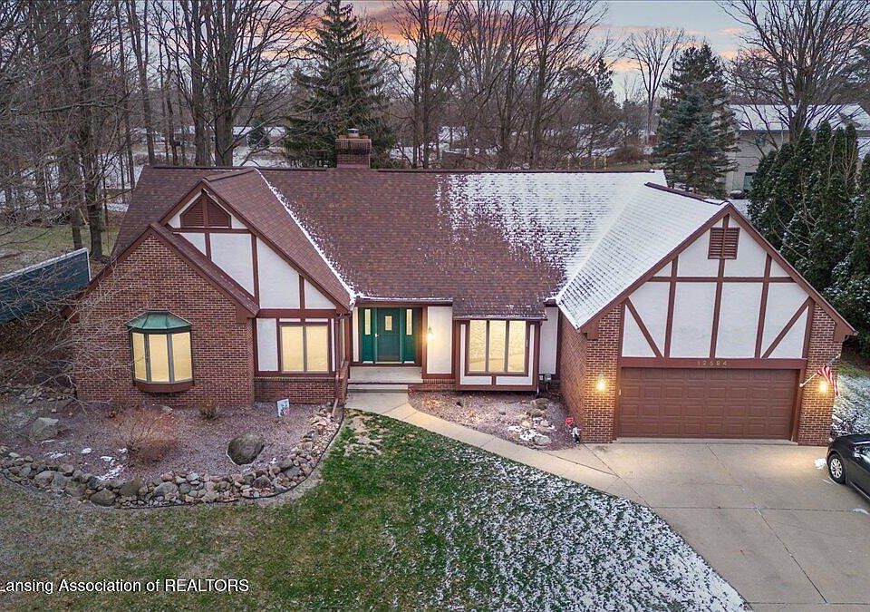 1st image of 12594 Oneida Woods Trl