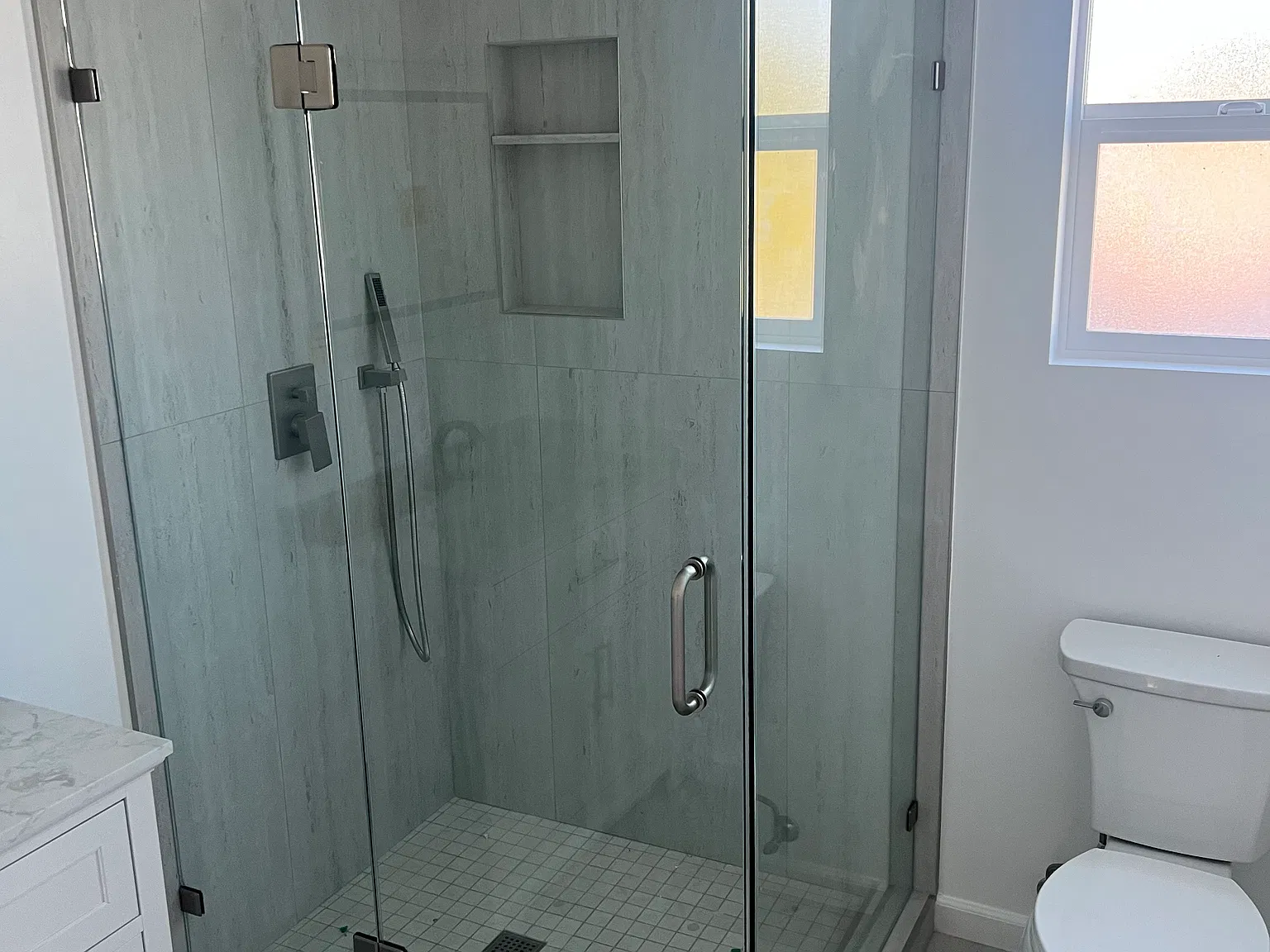 3 bed, 1200 sqft, $3,900 — Photo 3