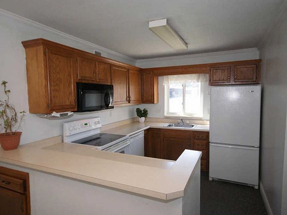 2nd image of 3358B Devonwood Hills Dr NE