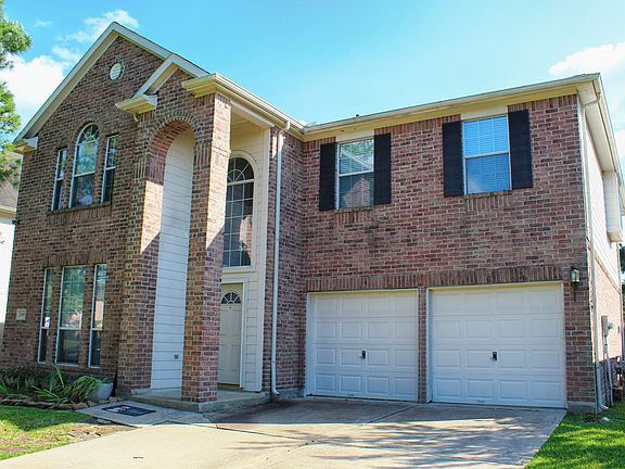 2nd image of 24819 Laurel Chase Ln
