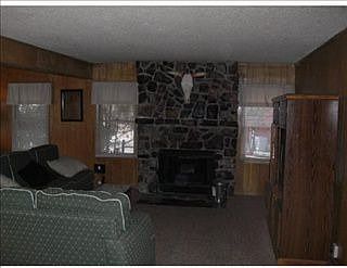 2nd image of 309 E Mojave Blvd
