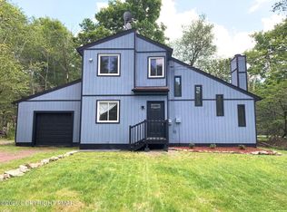 9554 Jasmine Dr, Tobyhanna, PA 18466