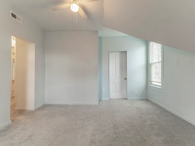 6602 Ballard Ave — Photo 11