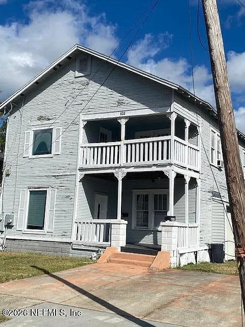 433 W 16th St
