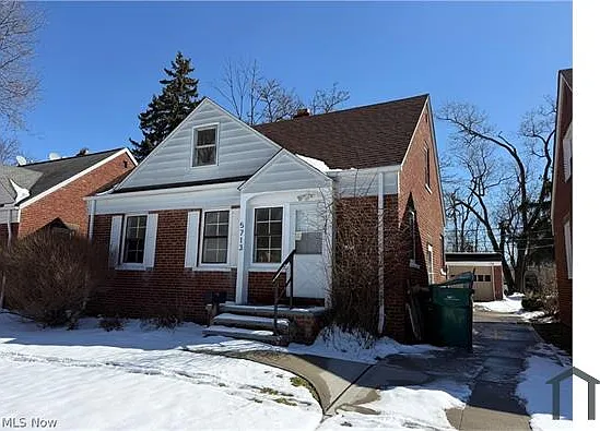 5713 South Blvd — Photo 1