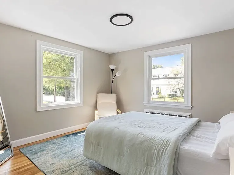 149 Oak St — Photo 12