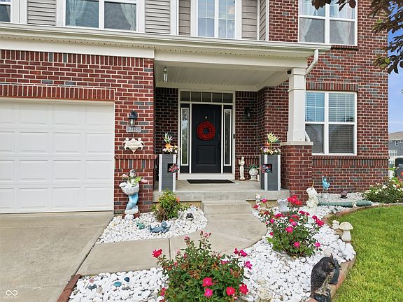 5th image of 2438 Southward Dr