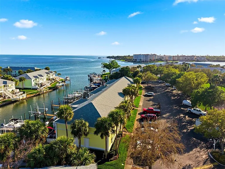5174 Beach Dr SE #D — Photo 45