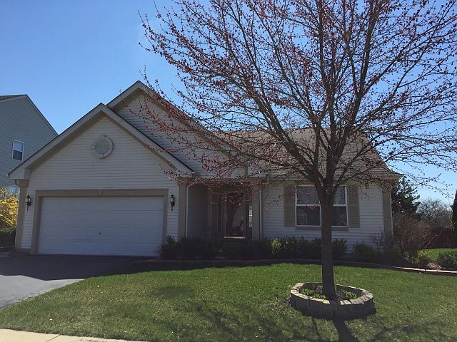 1st image of 343 Woodhill Ln