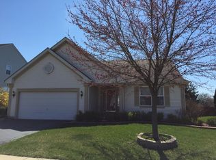 343 Woodhill Ln, Lake Villa, IL 60046