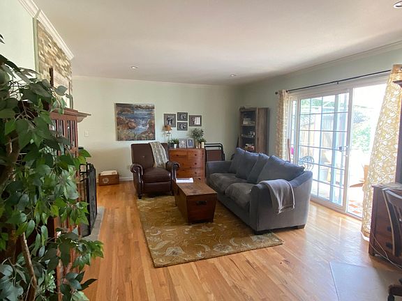 5th image of 119 Green Hill Way