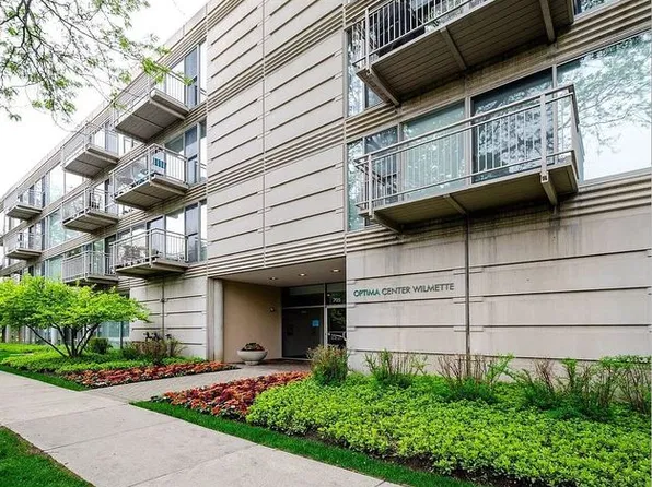 705 11th St APT 405, Wilmette, IL 60091