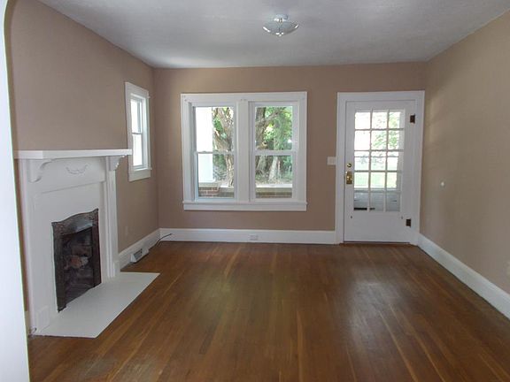 2nd image of 104 S Lewis St