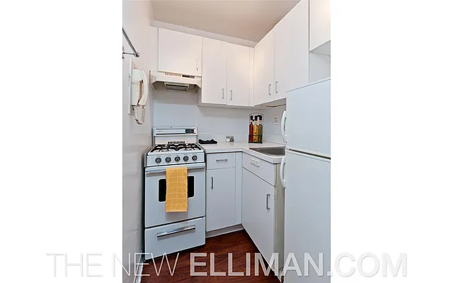Sold by Douglas Elliman | media 4