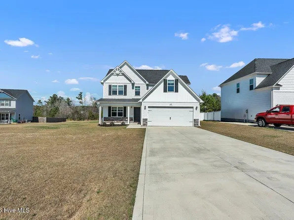 218 Purple Martin Drive, Hubert, NC 28539