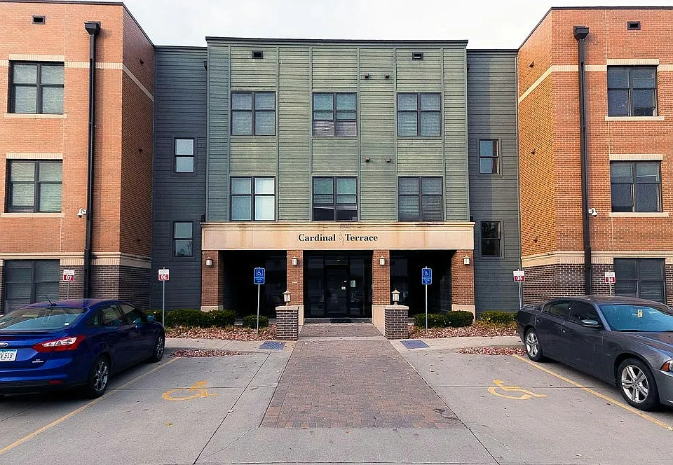 211 Lynn Ave #214