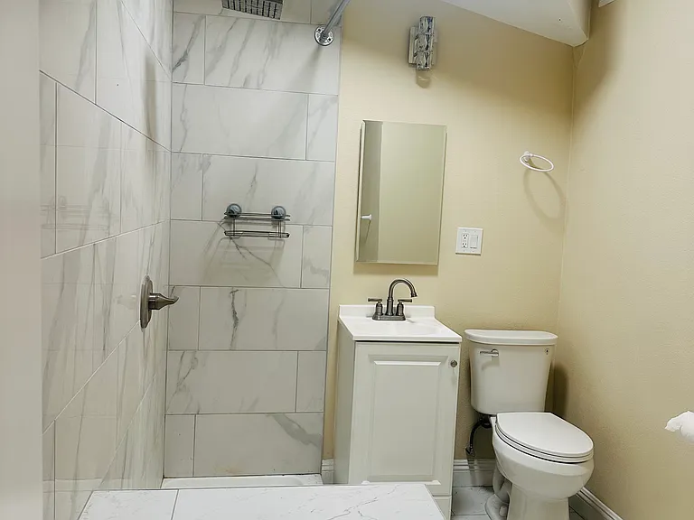 3921 E Livingston Dr #12 — Photo 7