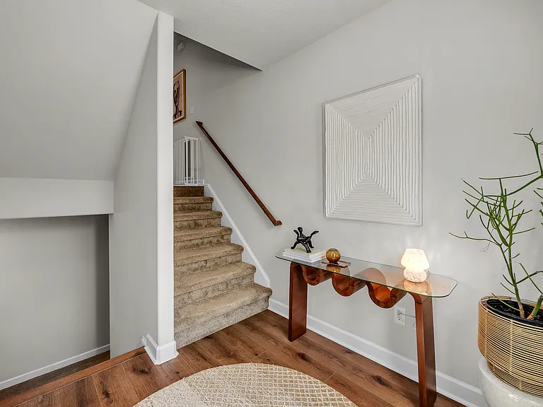 2226 E Berrie Cir — Photo 12