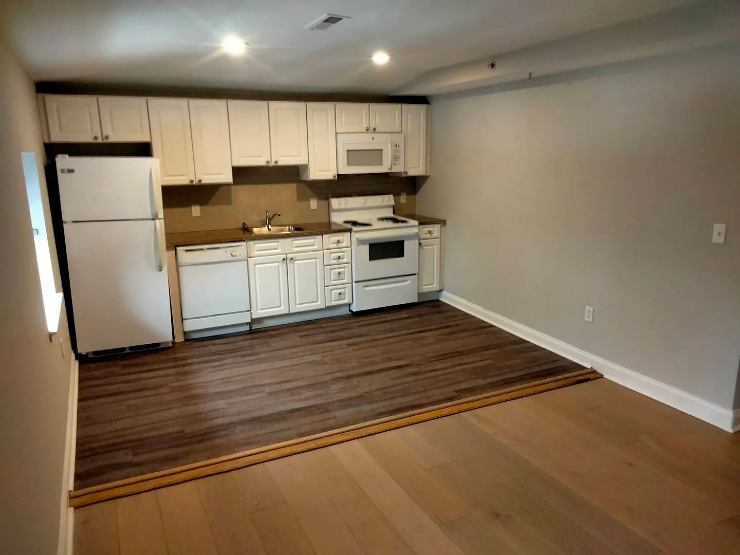 38 Imlay Street — Photo 2
