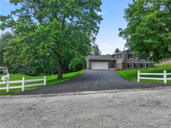 117 Heather Dr, Monaca, PA 15061