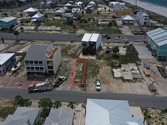 5th image of 111 S 38th St