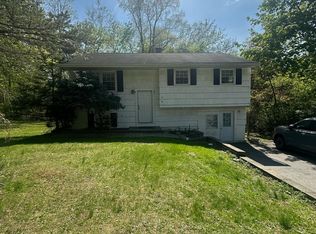 12 San Marcos Dr, Monroe, NY 10950