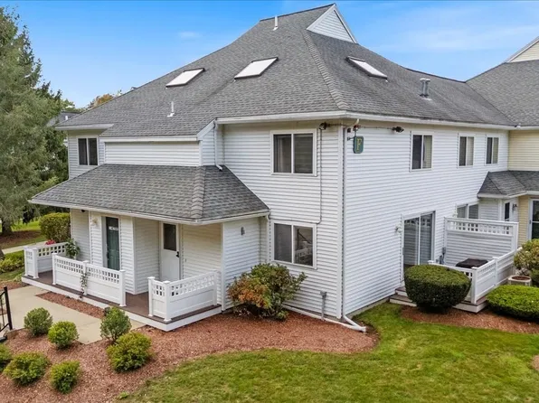 360 Littleton Rd Unit F2, Chelmsford, MA 01824