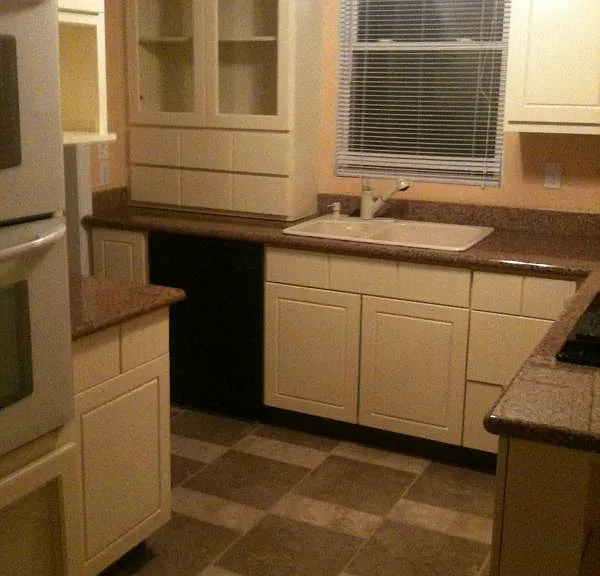 6921 Warwick Blvd — Photo 5