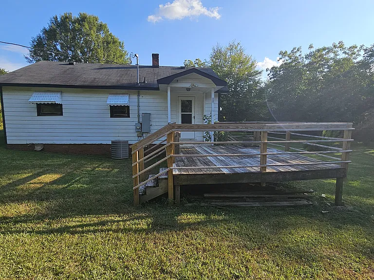 823 Marvin Rd — Photo 1