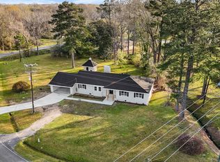 22062 Samuels Rd, Zachary, LA 70791