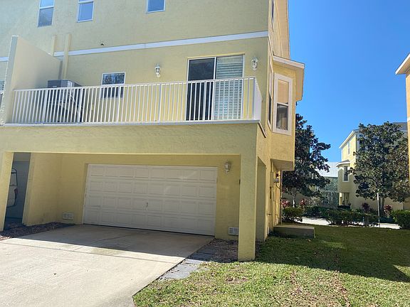 4th image of 415 Bayou Village Dr