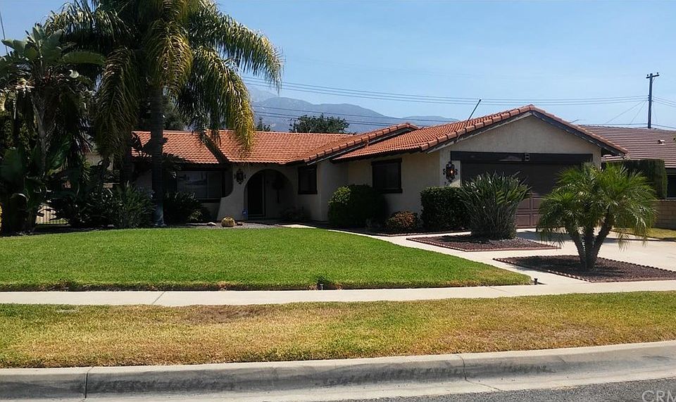 1st image of 9148 La Grande St